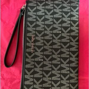 Large Michael Kors wristlet